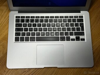 MacBook Air 2017 | i5 1.6 GHz | 8 GB RAM | 256 GB SSD - 11