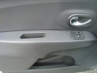 Dacia Lodgy 1,6  1.majitel - 11