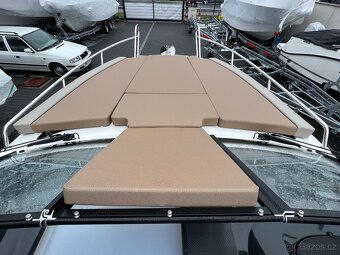 QUICKSILVER Activ 755 CRUISER + MERCURY F 250 V8 EFI EXLPT D - 11