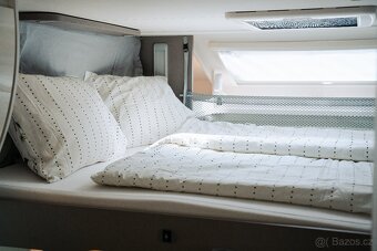 Pronájem obytného vozu (pro 4 osoby) - 11