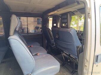 Dodávka Peugeot Boxer 2.5 TD 79kw 9 míst - 11