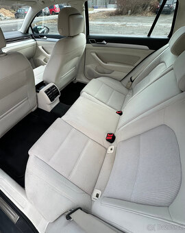 Volkswagen Passat B8 1,6 TDI - 11