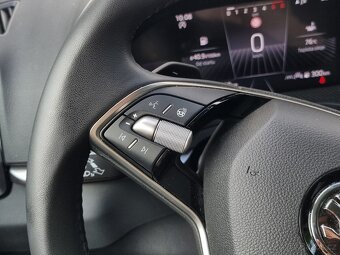 ŠKODA Karoq 1.5TSI 110kW DSG 2024 Akční model FRESH ČR ZÁRUK - 11
