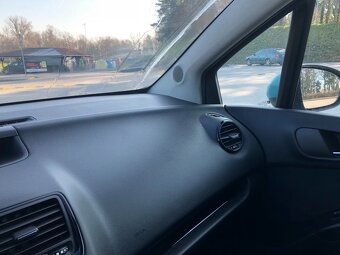 Opel Meriva - 11