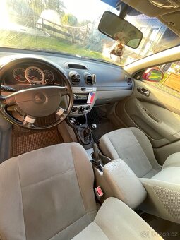 Chevrolet Lacetti 1.6 - 11