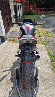 Kawasaki Z900 (2022) - 11
