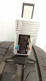 Pirelli 215/55 R17 94W Cinturato P7 letní 4ks - 11