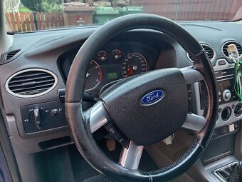 Ford focus II - 11