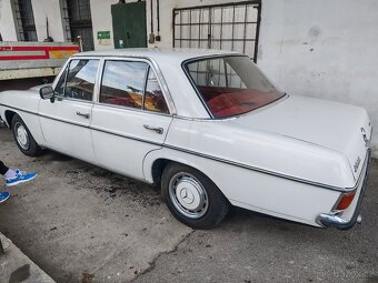 Mercedes w115 - 11
