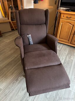 Relaxační TV křeslo s elektr. polohováním - 11