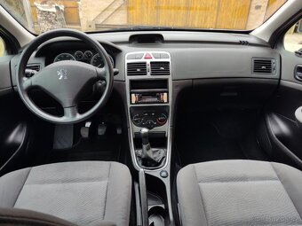 Peugeot 307 1,4 benzín - 11