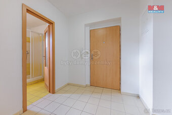 Prodej bytu 1+kk, 41 m², Ostrov, ul. Hroznětínská - 11