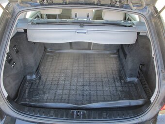 BMW 320d 135kw Touring Xenon GPS Facelift 08/2011 - 11