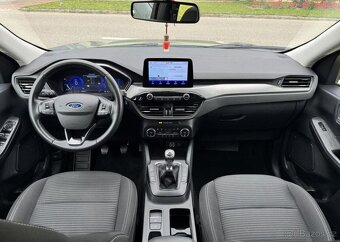 Ford Kuga 1.5 EcoBoost Titanium benzín manuál 110 kw - 11
