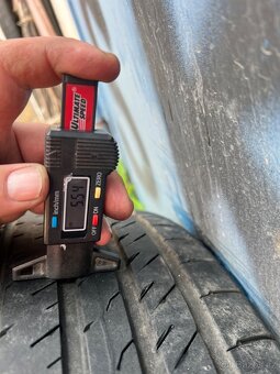 ALU DOTZ Revvo Dark r17  ET48 5x112  Letní pneu - 11