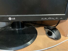 Herní stolní PC Micro ATX case + 22" LCD, klávesnice, myš - 11