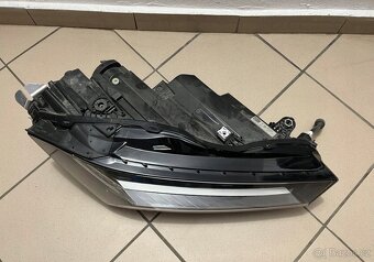 Škoda Superb 4 IV prední prave svetlo Matrix led 3P1 - 11