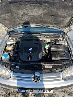 Volkswagen Golf IV - 11