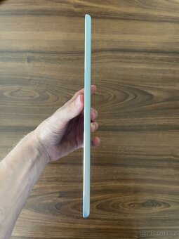 iPad Air 1. generace (32gb) - 11