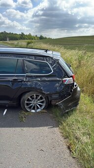 VW Passat b8 2.0 Tdi 140 kW 4x4 - 11