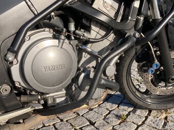 Yamaha TDM 900, r. v. 2009, najeto 50.500 km - 11