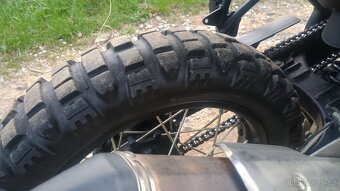 Royal Enfield Himalayan 411 - 11