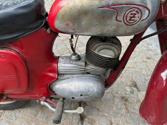 Motocykl ČZ 250 - 11
