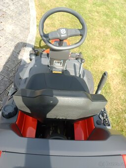 Husqvarna RC 320 Ts AWD - 11
