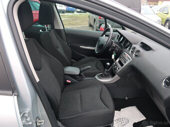 Peugeot 308 1.6HDi,66kW,Premium,1majČR,serv.kn,panorama - 11