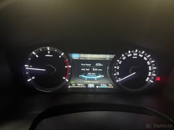 Ssangyong Musso Grand - 11