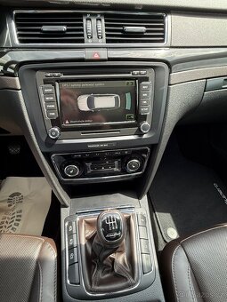 SKODA SUPERB LAURIN & KLEMENT 2.0 TDI 125 KW 2014 - 11