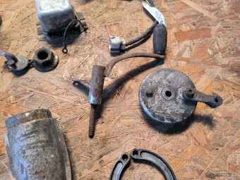 Díly Babetta, Pionýr, Škoda - 11