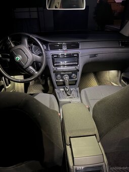 Škoda Superb combi 1.4tsi 92kw - 11