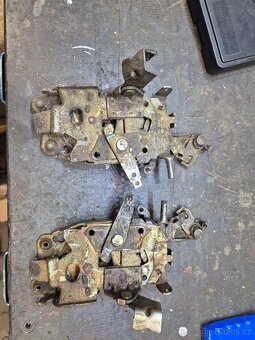 corvette C3- dveře - 11