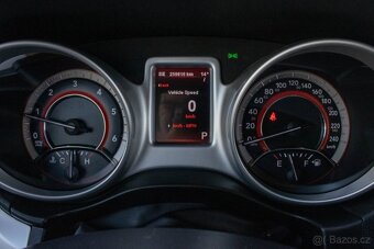 FIAT FREEMONT 2.0 16V 170k 7-miest 4x4 A/T 2013 - 11