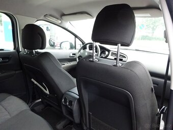 Peugeot 3008 1,6 HDI - 11