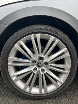 Škoda Superb 3 2.0 TSI 140kw rok 2022 - 11