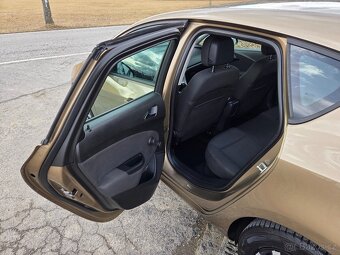 Opel Astra HATCHBACK - 2.ONAFTA - KUP ČR - 174tis - 11