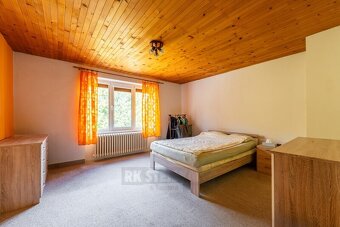 Prodej rodinného domu s dvěma bytovými jednotkami 3+1, 280 m - 11