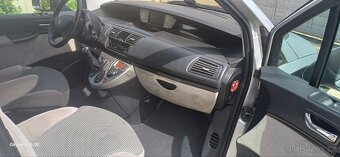 Peugeot 807 - 11