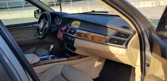 BMW X5 E70 - 11