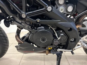 APRILIA SL 750 SHIVER - 11