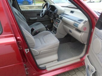 Land Rover  Freelander 1,8  4x4 - 11