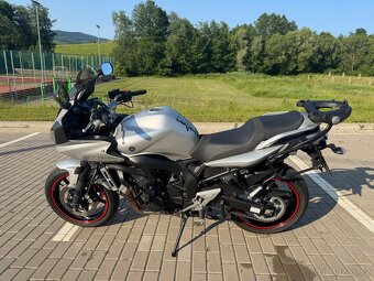 Yamaha FZ6 S2 najeto jen 15 tis km - top stav - 11