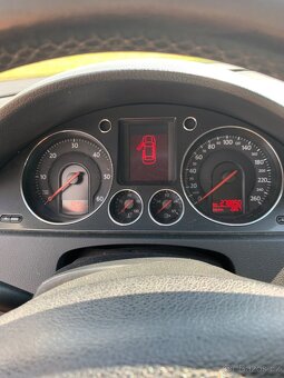 Volkswagen Passat B6 2006 2.0 TDI - 11