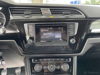 VW Touran 2.0 TDi Serviska, ALU, Senzory - 11