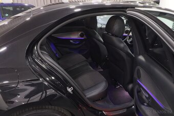 Mercedes-Benz E200 2.0 135kW - otevřeno celý víkend do 20:00 - 11