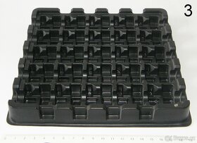 Plastová plata pro drobné součástky, materiál - 11