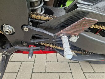 YAMAHA R1 R.V.2008   OKRUHOVKA - 11