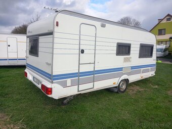Prodám karavan hobby 495 UL . EL POJEZD,  ODDĚLENÉ POSTELE - 11